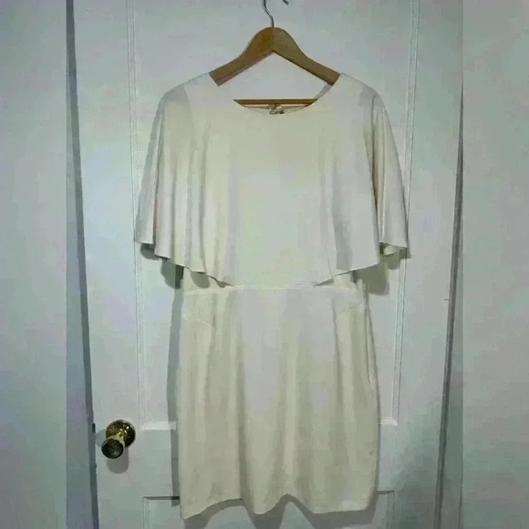 NWOT Halston crepe cream dress - Picture 1 of 4